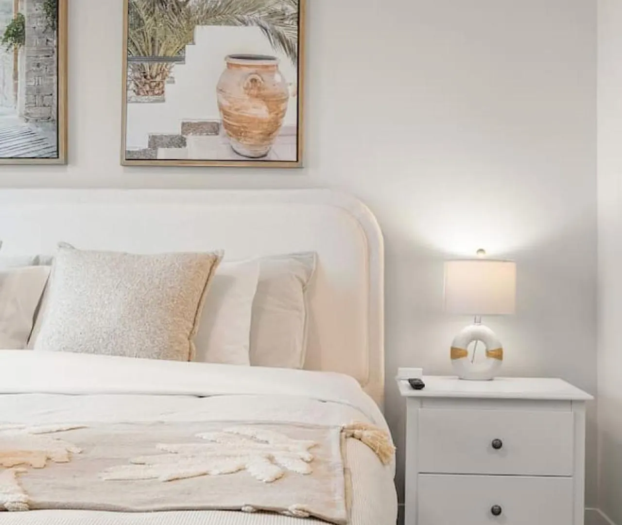 3 Bedroom Luxurious Seton Town Home With Central Ac And Lake View Калгари 0*,